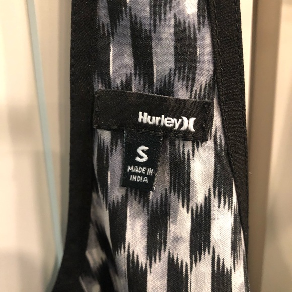 Geometric Hurley Racerback Tank - Picture 2 of 3